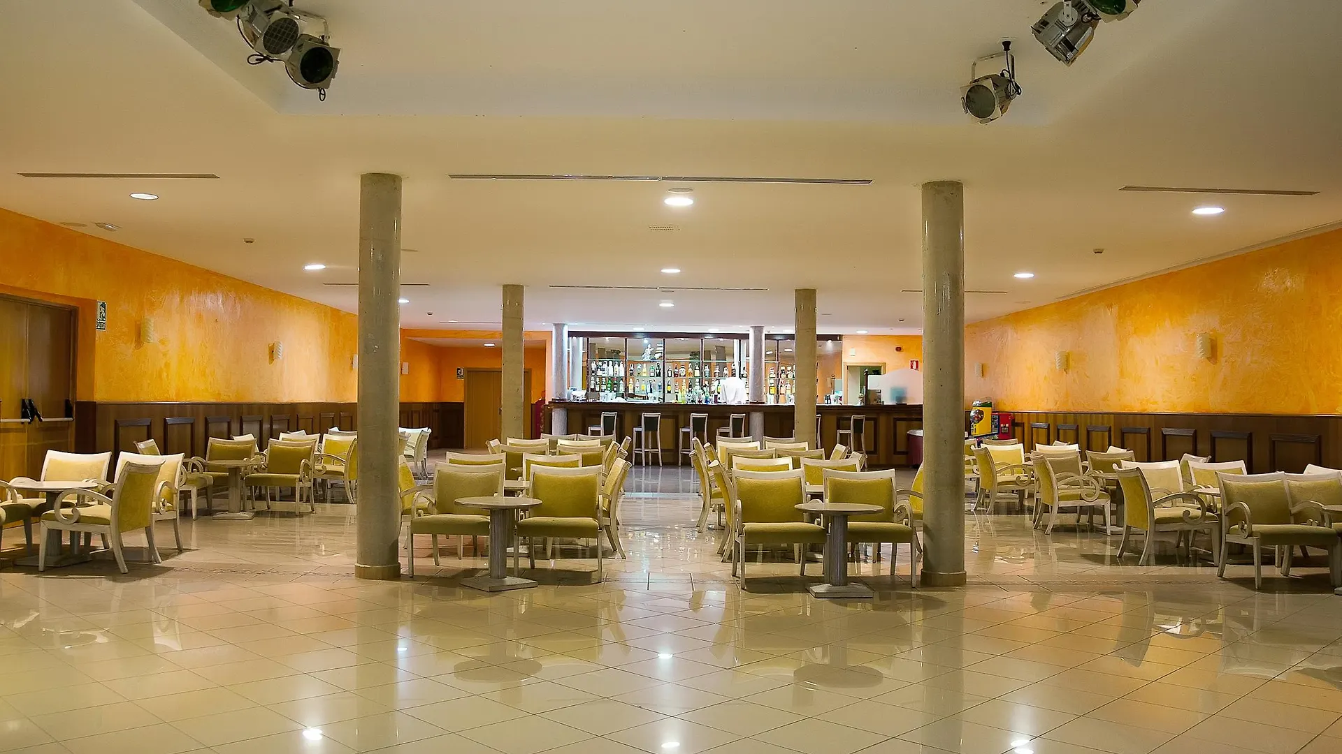 Grand Muthu Golf Plaza Hotel & Spa Сан Мигель