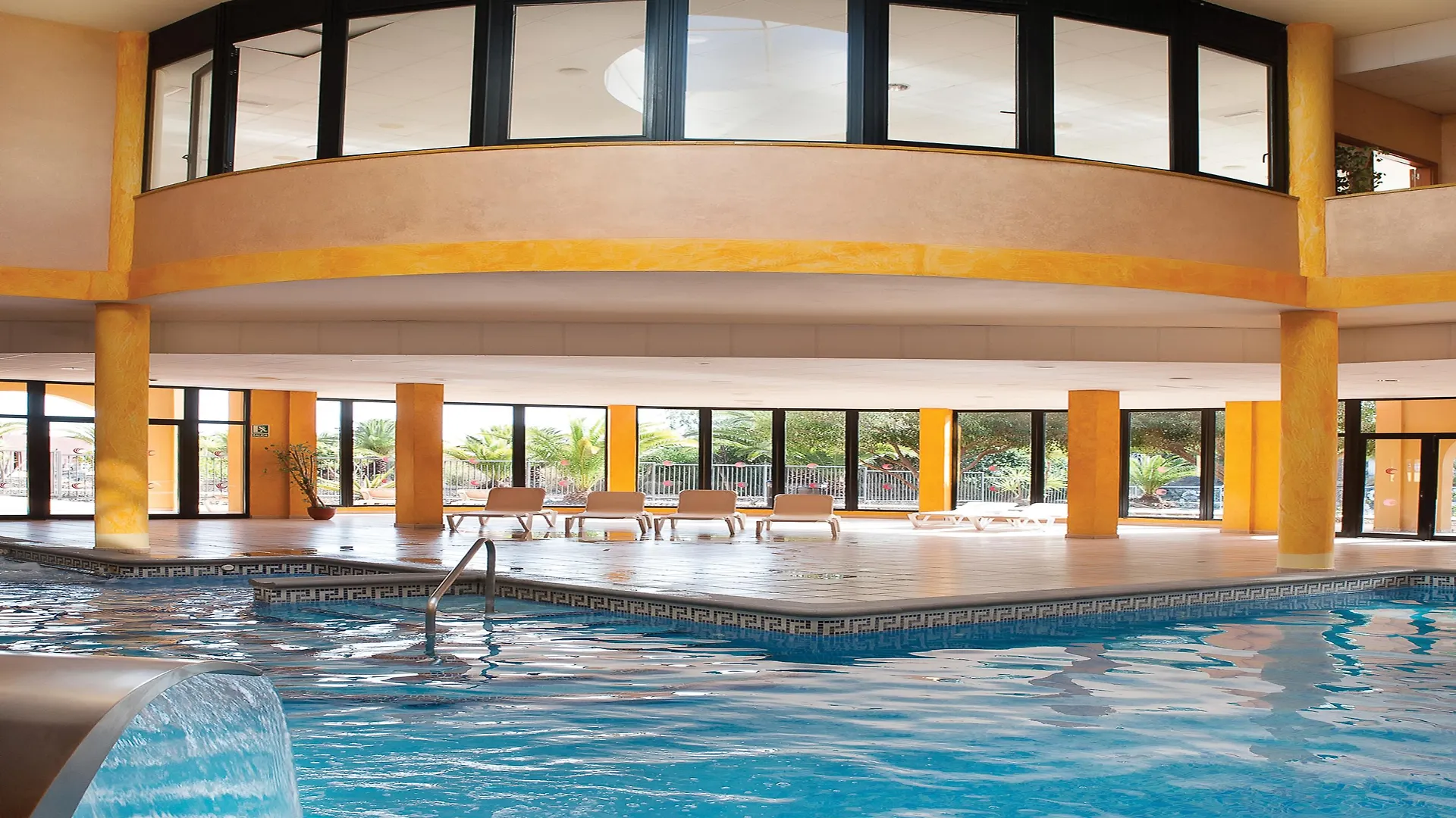 Grand Muthu Golf Plaza Hotel & Spa Сан Мигель
