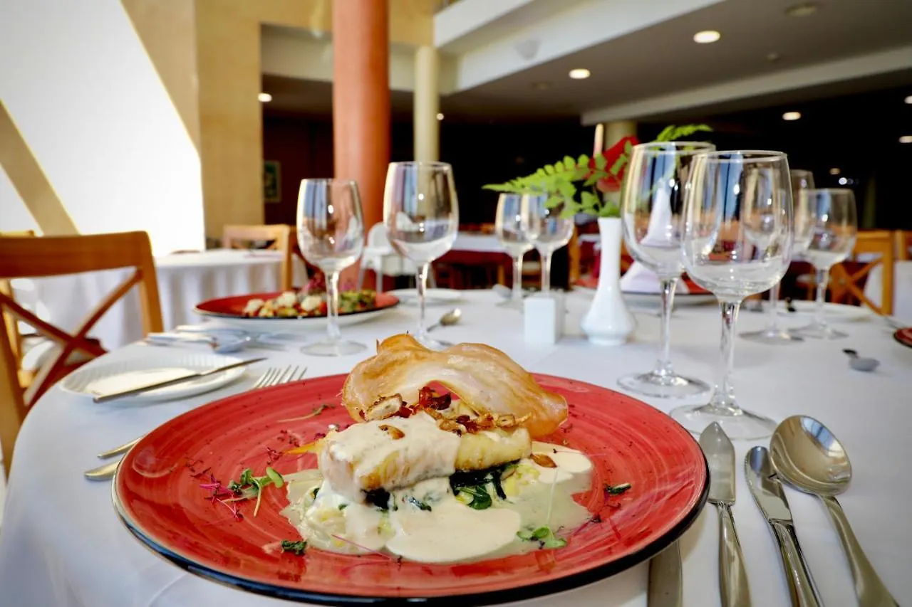 Grand Muthu Golf Plaza Hotel & Spa Сан Мигель
