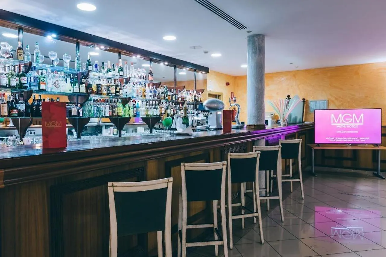 Grand Muthu Golf Plaza Hotel & Spa Сан Мигель