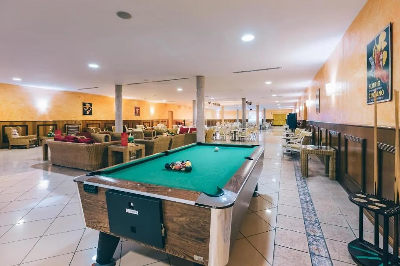 Grand Muthu Golf Plaza Hotel & Spa Сан Мигель